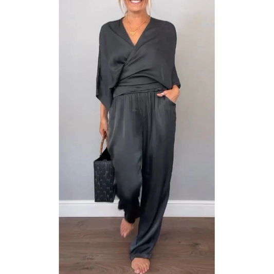 👗Remise de printemps 50%🧚‍♂️Ensemble de 2 hauts et pantalons élégants pour femme avec col en V