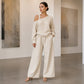 Ensemble élégant pour femme composé d'un haut asymétrique et d'un pantalon à jambes larges