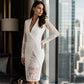 Robe Femme Élégante à Col V & Manches en Dentelle